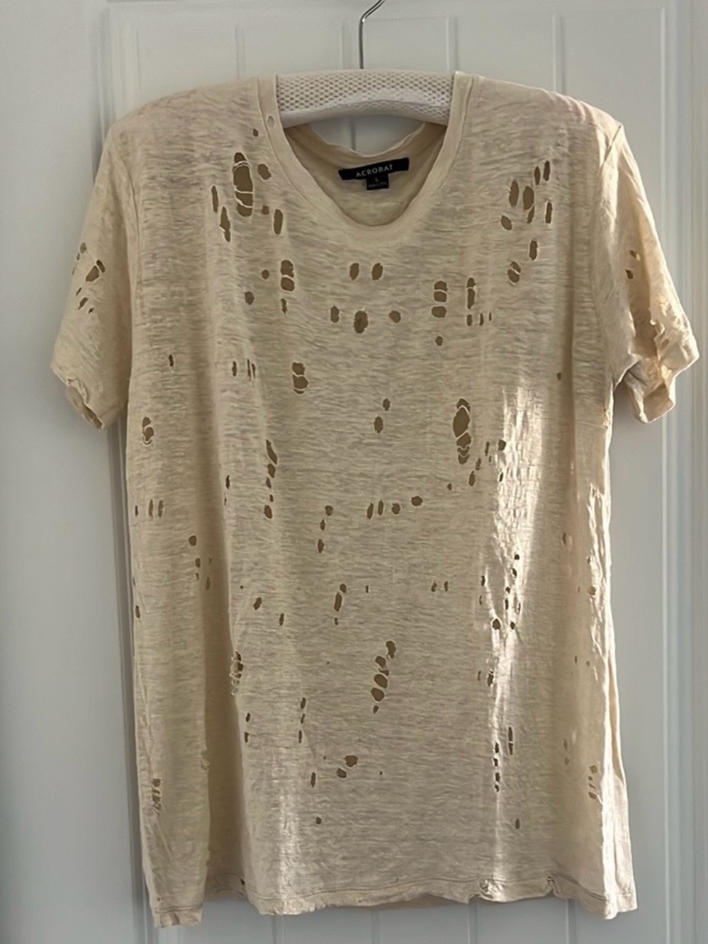 Acrobat Linen Cream Distressed
Short Sleeve Tee Sz L